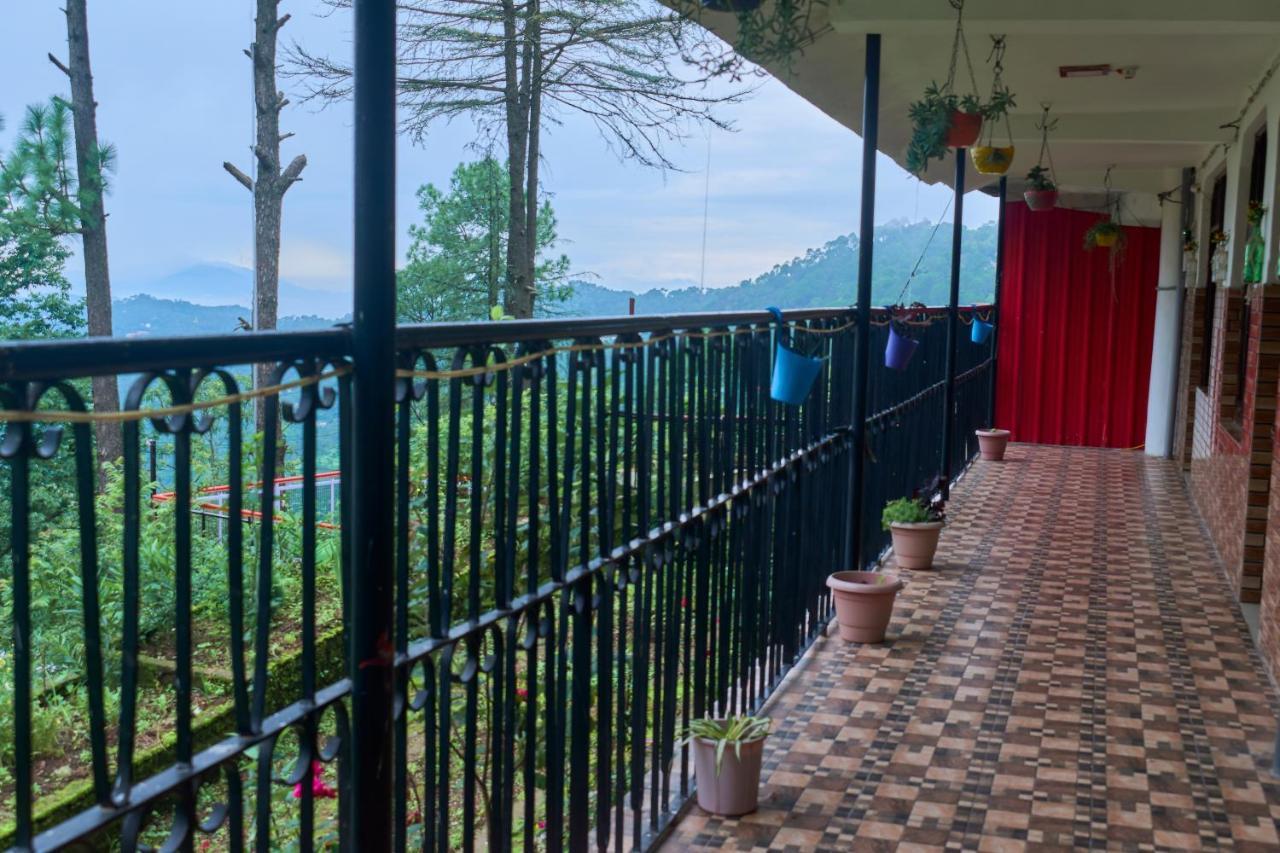 Sunrise View Homestay Kasauli Extérieur photo