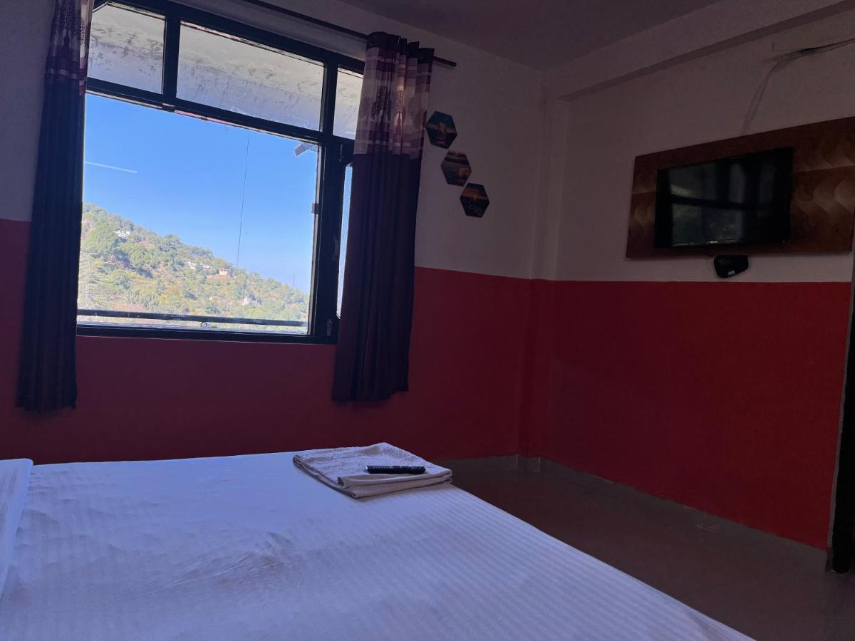 Sunrise View Homestay Kasauli Extérieur photo